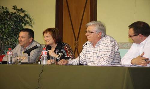 Francisco Santos Escribano, Milagros Rubio (concejal durante la Transición, Alberto Tantos, Alcalde de Tudela durante la Transición), Manuel Santos Burgaleta.